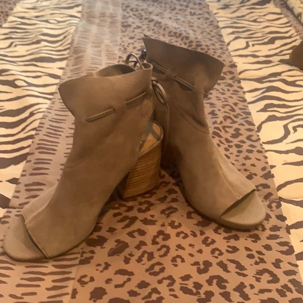 Franco Sarto suede block heeled sandal